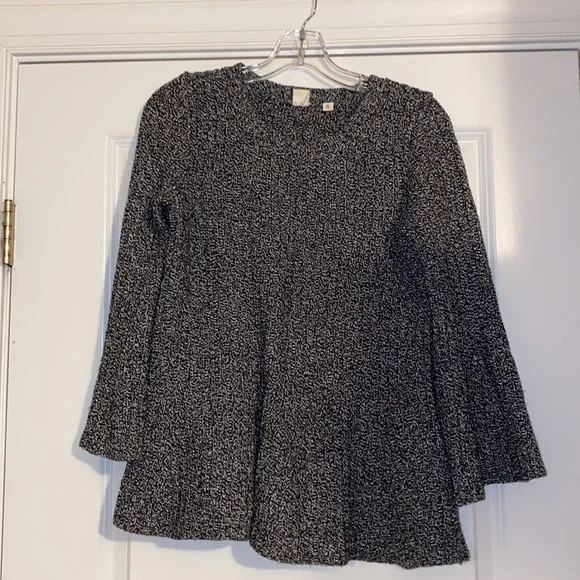 NWOT Gap Ribbed Peplum Sweater - Picture 2 of 5